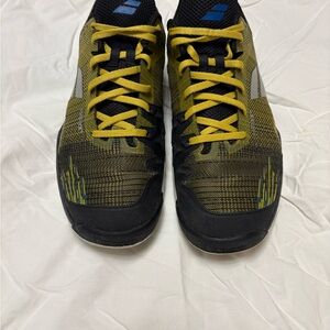 Babolat Tennis Men's Athletic Shoes in Yellow and Black size 10.5